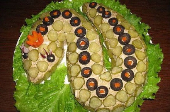 Рецепт с фото: Новогодний Салат Змейка